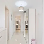 Guesthost - Flat With Private Parking And Netflix