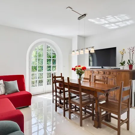 Flat With Private Parking And Netflix Apartment Sanremo