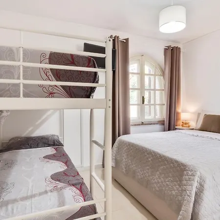 Guesthost - Flat With Private Parking And Netflix San Remo