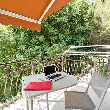 Flat With Private Parking And Netflix Appartamento Sanremo