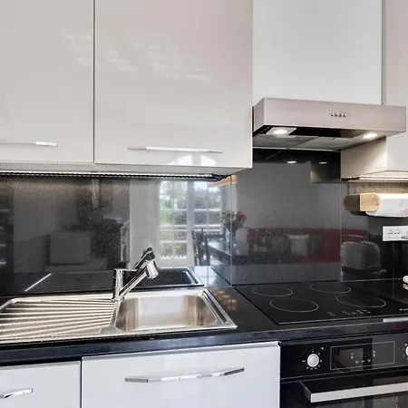 Flat With Private Parking And Netflix Apartment Sanremo